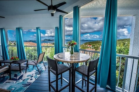 Hibiscus Porch