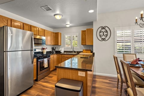 A view of the kitchen