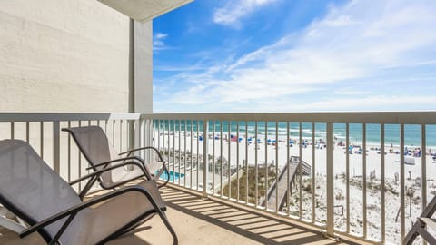 Caribbean 301 - Corner Gulf-view balcony.