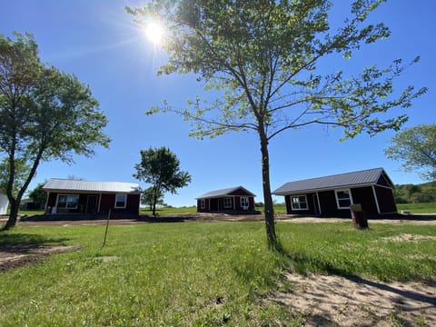 Right to left
Cabin 1/2/3