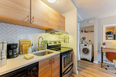 Make meals in the fully-equipped kitchen with cooking essentials included!