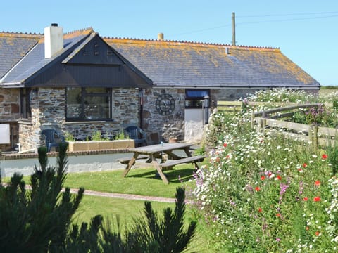 Garden | Lewannick Farm - Lewannick Stable, Holywell Bay, nr. Cubert