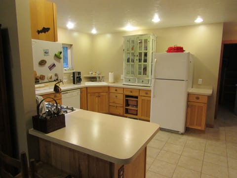 Features a large well equipped kitchen.