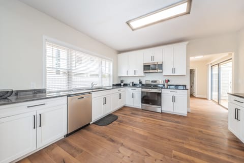 fully stocked equipment- we now have a regular coffee pot 