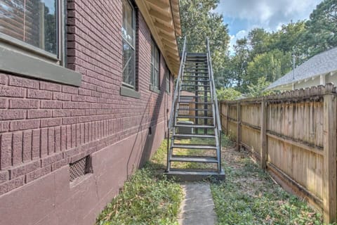 This apartment is on the second floor. Here is a pic of your entryway.