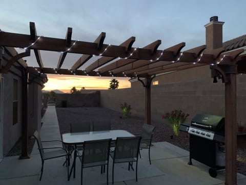 Backyard to enjoy bbqing and beautiful sunsets.