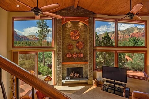 Great Room with Gorgeous Views of the Red Rocks