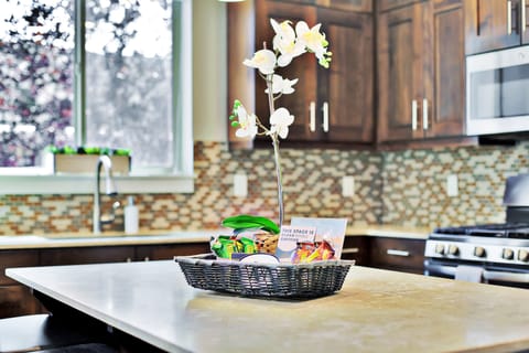 Kitchen Area with Appliances & Island in the middle