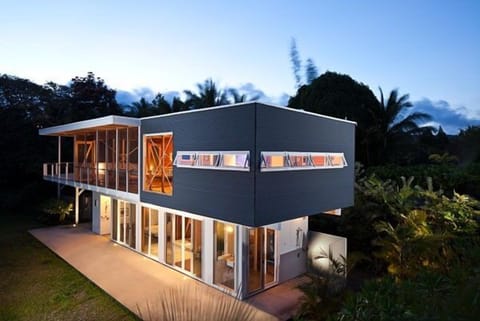 Hale Ohai, extraordinary treehouse in Hawaii