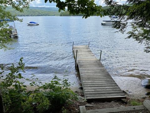 lots of shoreline to find private space