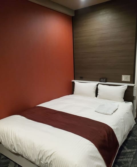 Renewal Single Room