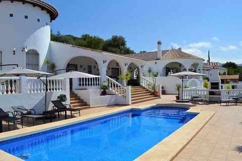 External view of the building. The villa