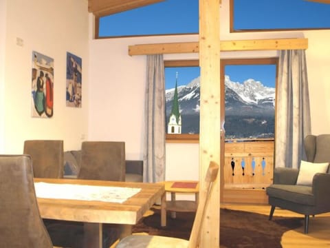 Apartment "da Koaser" 75m²/2 bedrooms/2 bathrooms/balcony - KAISERapart ELLMAU Apartment in Ellmau