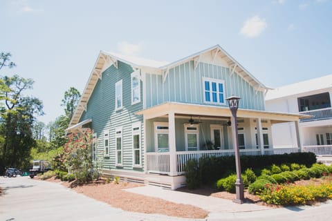 5 bedroom sleeps 13!