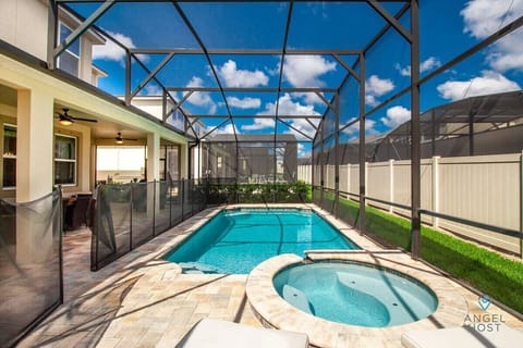 Enjoy your own Private Pool!