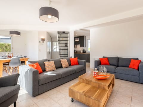 Living Room, Furniture, Room, Property, Interior Design, Building, Couch, Coffee Table, Floor, Table