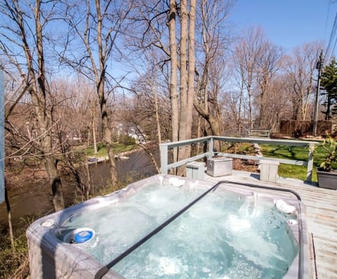 Hot Tub overlooking St Joseph River 