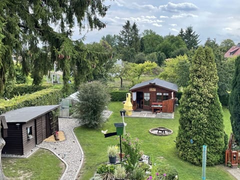 Plant, Building, Property, Cloud, Sky, Tree, Land Lot, Vegetation, Natural Landscape, House