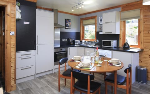 Lodge Loch Ness Kitchen