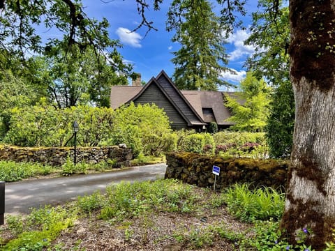 On a country lane with views of the Country Club and steps to the Iron Mt. Trail