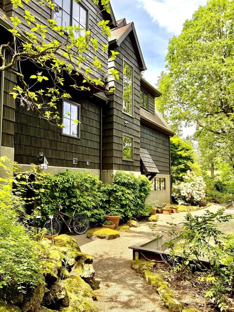 Beautiful landscaping is cared for by the owner & has a view of the golf course