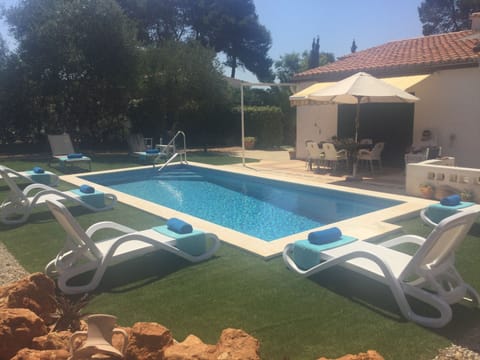 Private Swimming pool detail