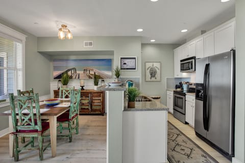 Wake up in the morning, make your coffee and relax in the beauty of Bay Be Mine