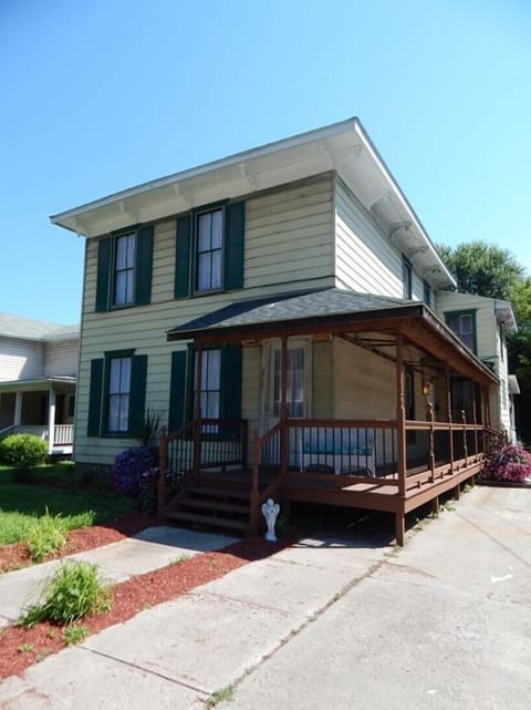 Nights At The Glen Guest House