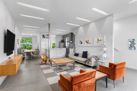 Living room for Douglas Modern Villa - modern and comfortable