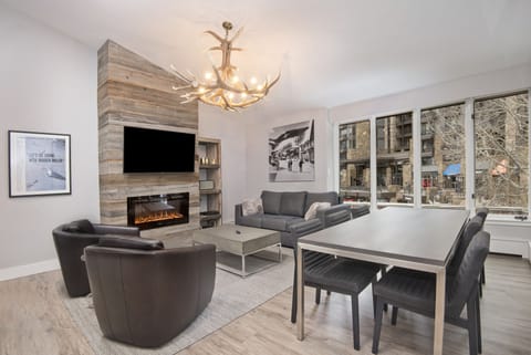Living Room /Dining room