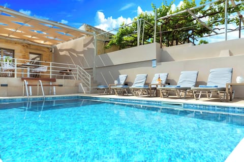 Cretan Breeze Villa | HotelPraxis Group