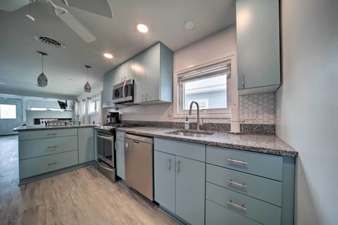 Kitchen | Cooking Basics | Drip Coffee Maker