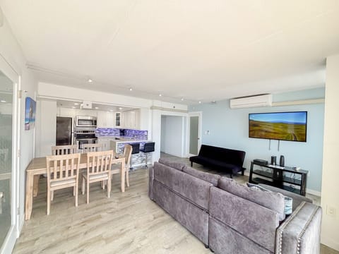 Spacious living area with TV