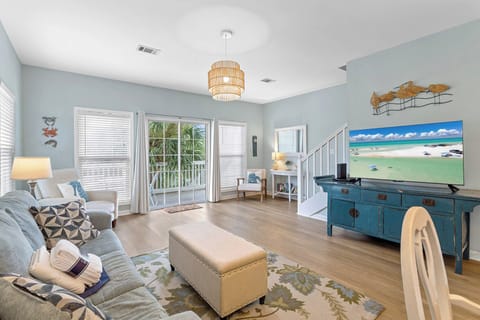 Legends 7 Living Room