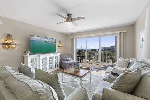 23-Amalfi-Coast-324D-Living