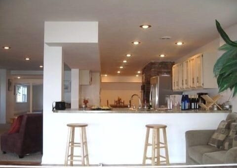 Sun Room, faces the lake...has amazing sunset views!