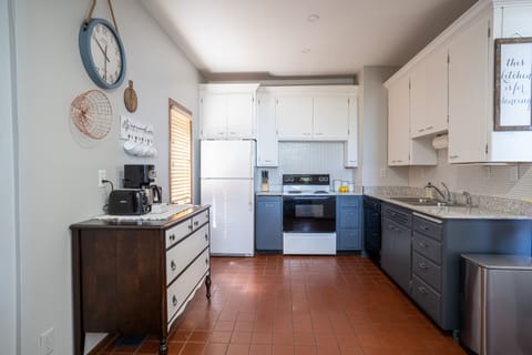 Kitchen with all your vacation necessities