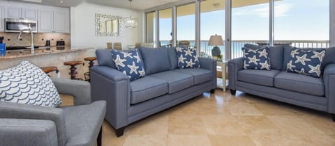 Silver Shells St. Maarten 605- Living Area