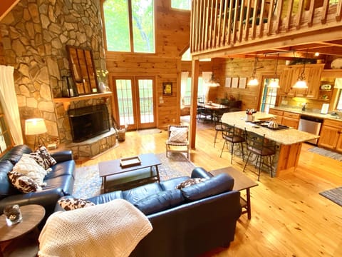 Fully open main level