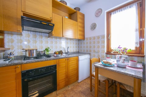 Kitchen and dining area