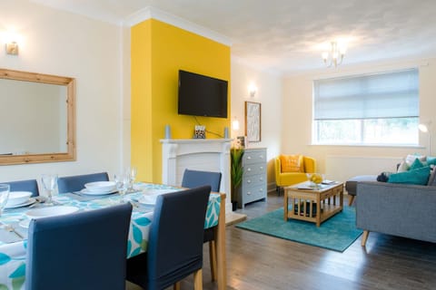 Stylish Lounge and dining area