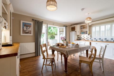 Sand Dollar - Kitchen table