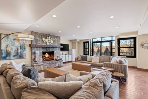 Lowell 401 has a spacious living area with two large sectional sofa's so everyone can hang out together.