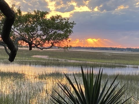 Spectacular sunsets await you at 1710 Shelter Cove