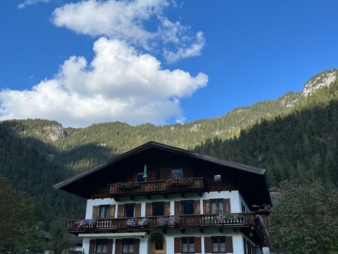 Dürnberger Martina, Fasoldgut - Apartment/1 bedroom/shower, WC Farm Stay in Berchtesgadener Land