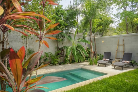 Outdoor private pool