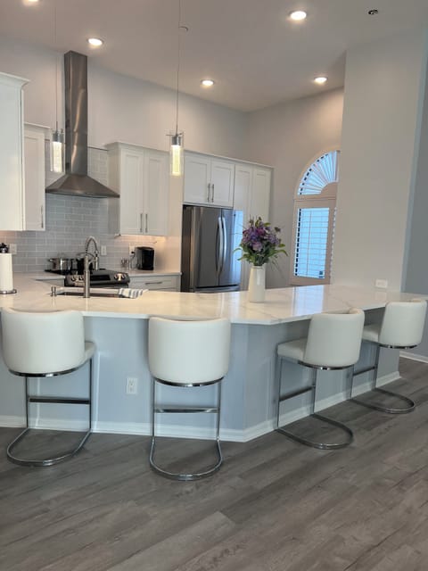 New floors and kitchen!