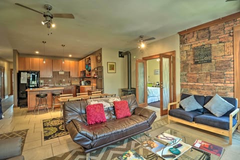 Detroit Vacation Rental | 2BR | 2BA | 1,500 Sq Ft | Stairs Required