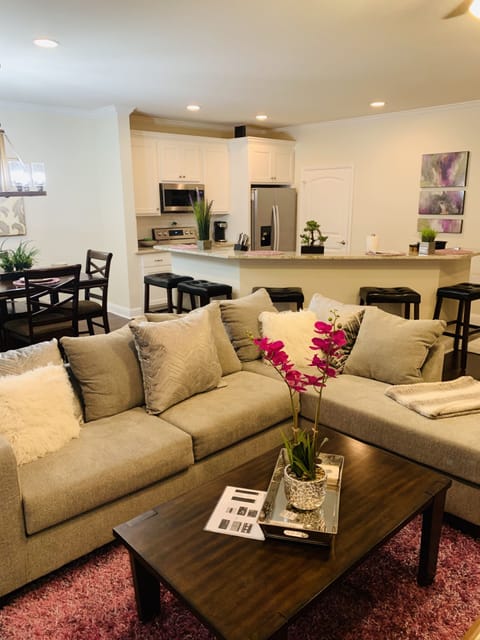 Living room, Kitchen, Dining room