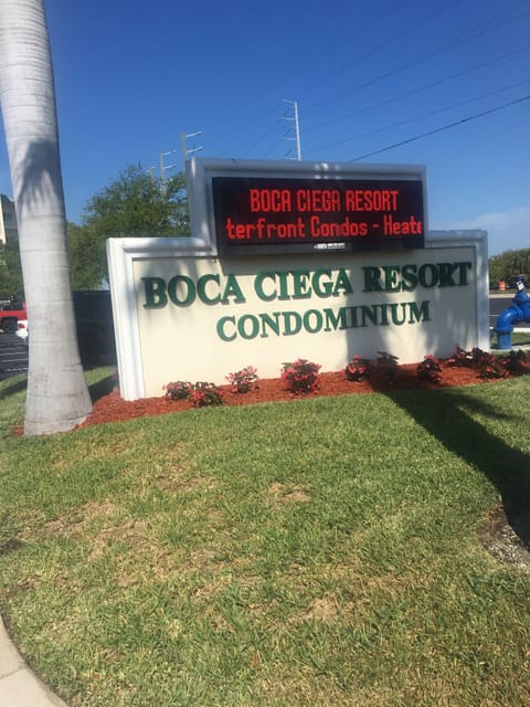 Plenty of free parking 